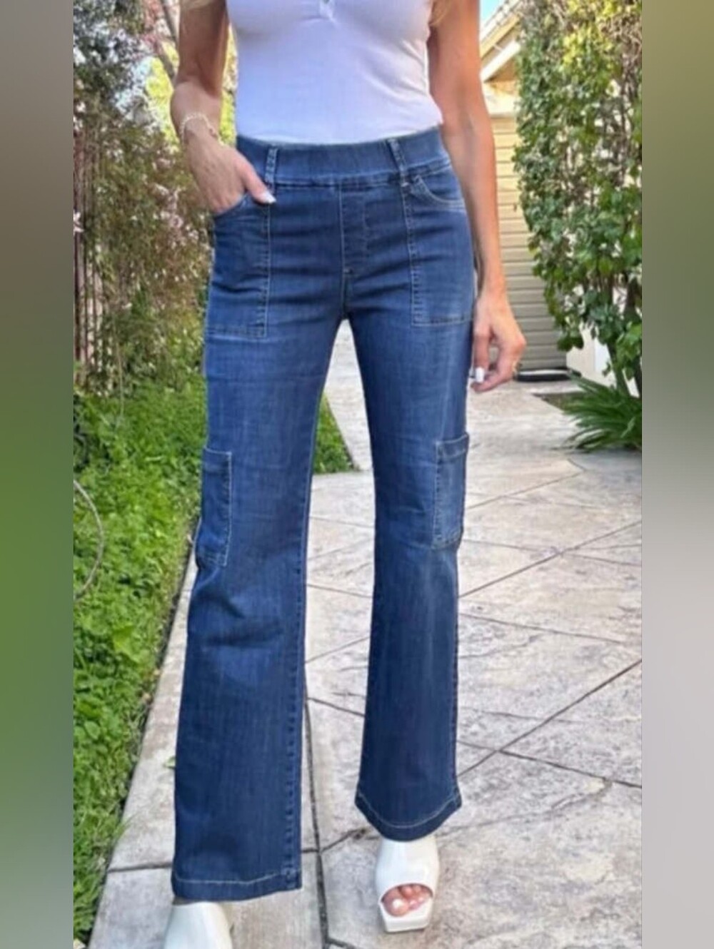 Bevy Flog Rose Cargo Pants Dark Denim Pull On Wide Leg Comfy Soft Jeans Size 30